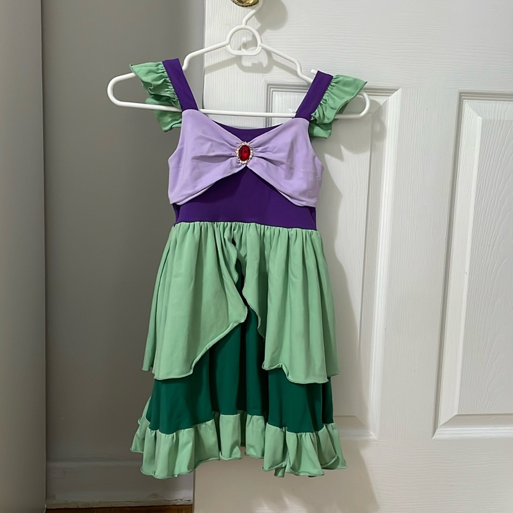 Mermaid girl’s dress, 100% cotton, 6T, excellent condition